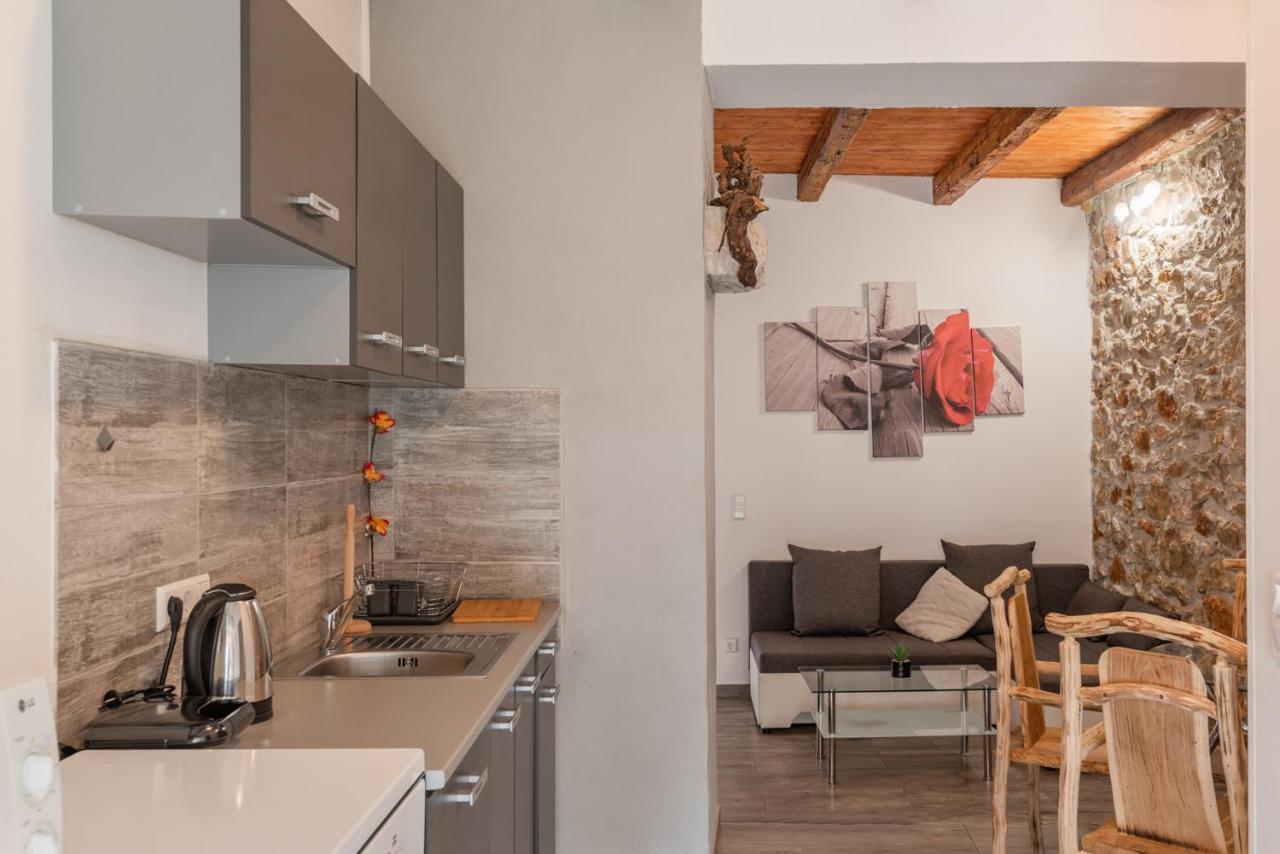 Anni Apartment Pula Exterior photo