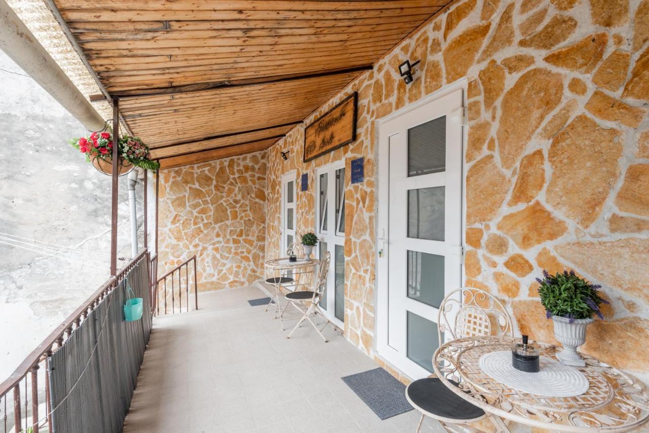 Anni Apartment Pula Exterior photo